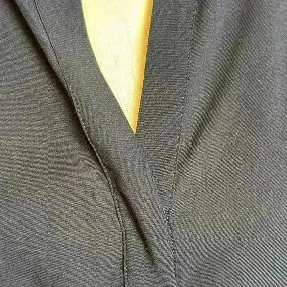 Dark Blue V-Neck Blouse (Size XL) - Picture 3 of 6